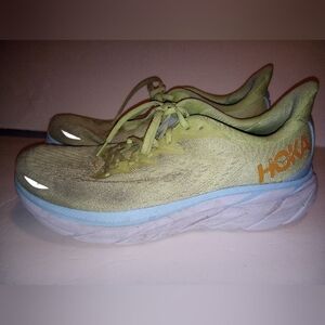 Hoka Clifton 8 Running Shoes Mens Size 12D Butterfly/Summer Song